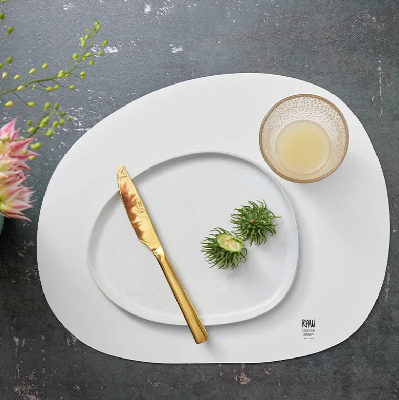 Aida RAW Arctic White Organic frokosttallerken 24 cm