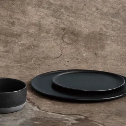 Aida RAW Titanium Black tallerken Ø 20 cm