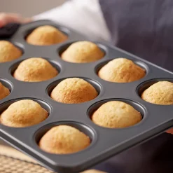 Blomsterbergs muffinform latte stål til 12 stk.