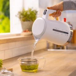 Bosch MyMoment TWK4M221 elkedel hvid & stål 1,7 liter