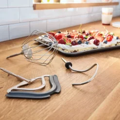 Bosch Series 4 MUM5XW00 køkkenmaskine hvid 1000 watt