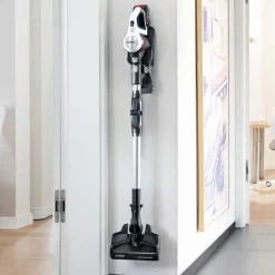Bosch Unlimited 7 BBS711W stangstøvsuger sort