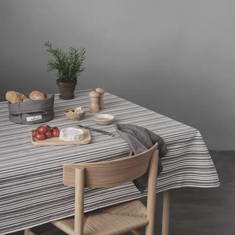By Mogensen dug Small Stripes 140x240 cm