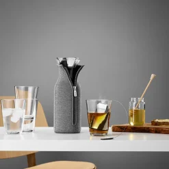Eva Solo karaffel dark grey 1 liter