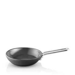 Eva Solo Professional stegepande med titanium belægning Ø 20 cm