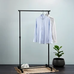 Garderobestativ justerbart sort 81x42x100-170 cm