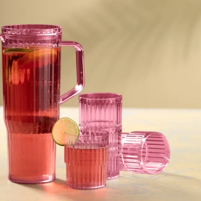 Kande med 4 kopper assorterede farver 1,2 liter