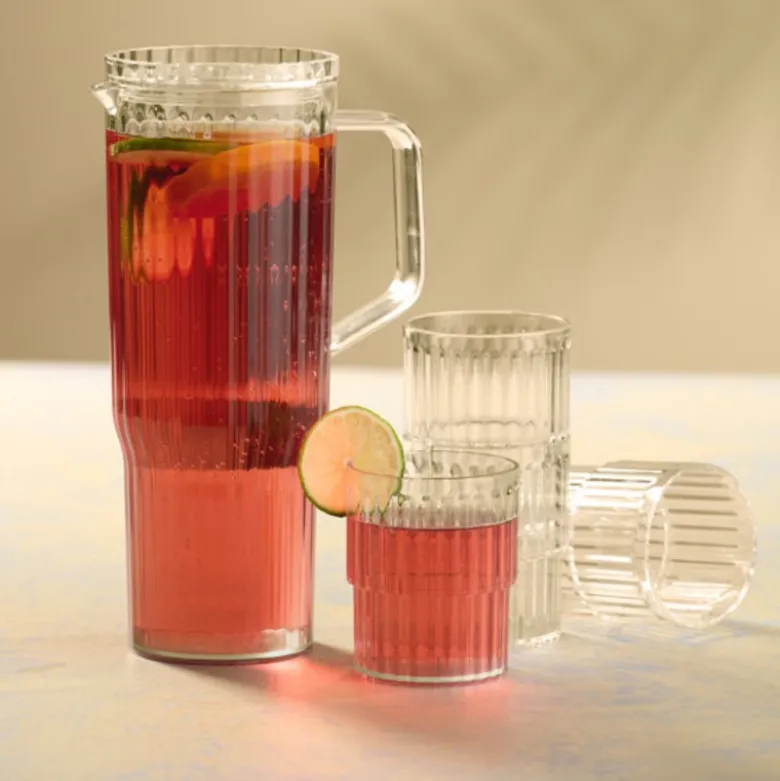 Kande med 4 kopper assorterede farver 1,2 liter