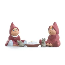 Klarborg nisser Bette Knud og Bette Inger med grød og 2 mus