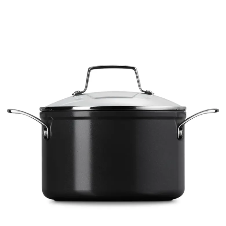 Le Creuset Essential gryde med keramisk belægning 20 cm 3,8 liter