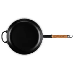 Le Creuset Signature støbejern stegepande med træhåndtag Ø 28 cm matte black