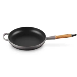 Le Creuset Signature støbejern stegepande med træhåndtag Ø 28 cm flint