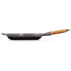 Le Creuset Signature støbejern stegepande med træhåndtag Ø 28 cm flint