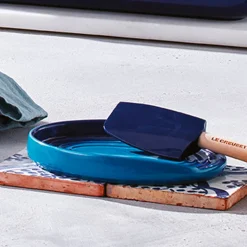 Le Creuset Signature stentøj oval grydeskeholder Azure