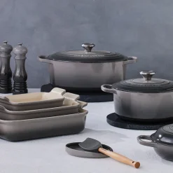 Le Creuset Signature stentøj oval grydeskeholder Flint