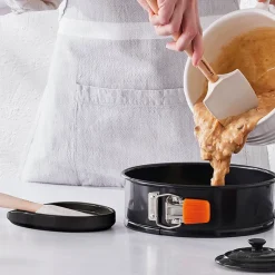 Le Creuset Signature stentøj oval grydeskeholder Black