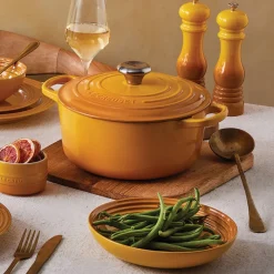Le Creuset Signature stentøj pastatallerken 22 cm Nectar