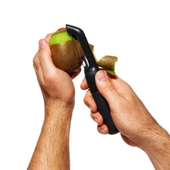 OXO Good Grips skræller med riflet blad