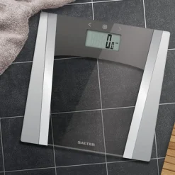 Salter badevægt med kropsanalyse max 180 kg grå
