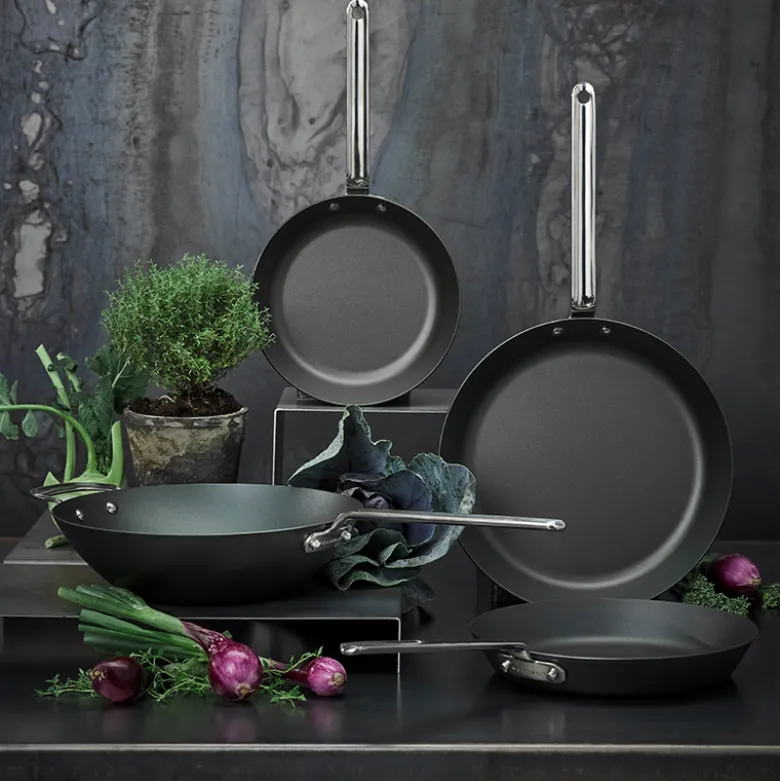Scanpan Black Iron stegepande carbonstål 30 cm