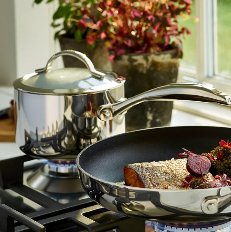 Scanpan HaptIQ non-stick kasserolle med låg 1,8 liter