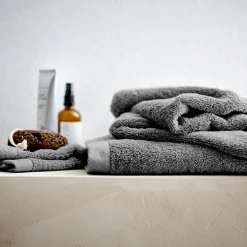 Södahl Comfort håndklæde stone grey 50x100 cm