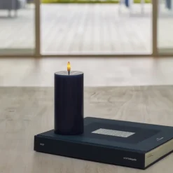 Sirius Sille LED bloklys mørkeblå Ø 7,5 cm H 15 cm