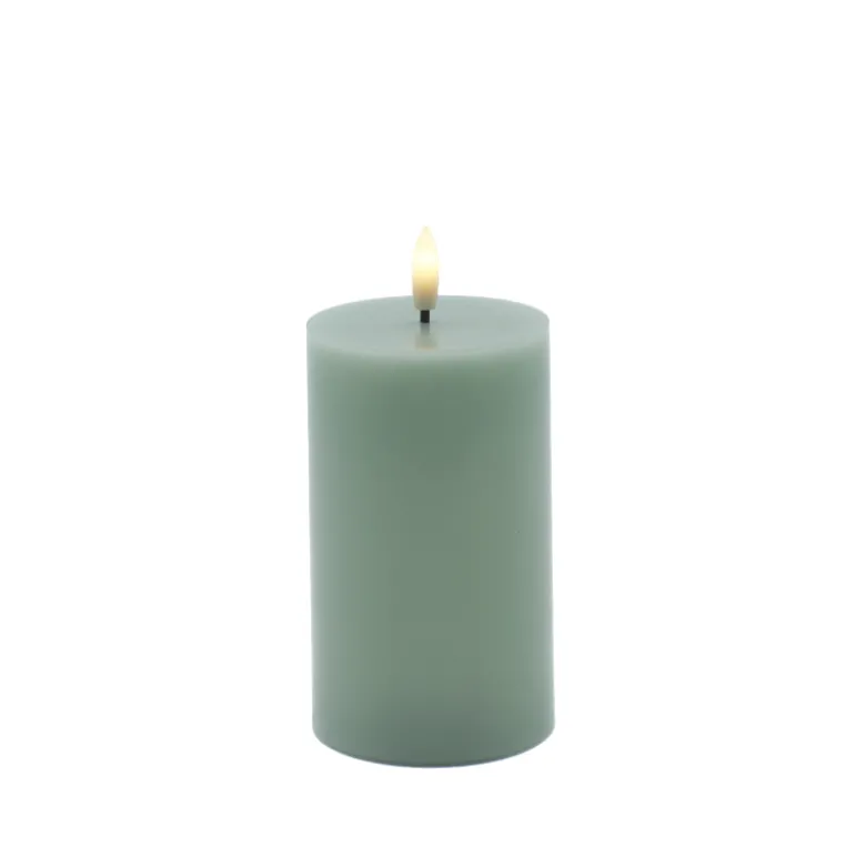 Sirius Sille LED bloklys olivengrøn Ø 7,5 cm H 12,5 cm