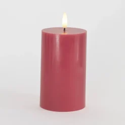 Sirius Sille LED-bloklys rose plum Ø 7,5 cm H 12,5 cm