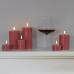 Sirius Sille LED-bloklys rose plum Ø 7,5 cm H 12,5 cm