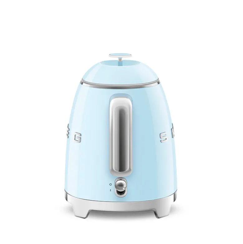 Smeg KLF05PBEU elkedel mini pastelblå 0,8 liter 1400 watt