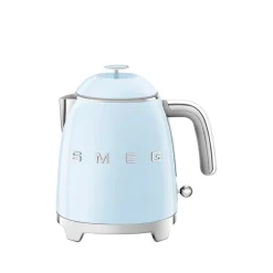 Smeg KLF05PBEU elkedel mini pastelblå 0,8 liter 1400 watt