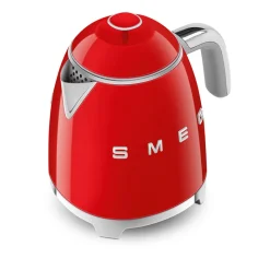 Smeg KLF05RDEU elkedel mini rød 0,8 liter 1400 watt