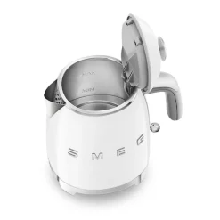 Smeg KLF05WHEU elkedel mini hvid 0,8 liter 1400 watt
