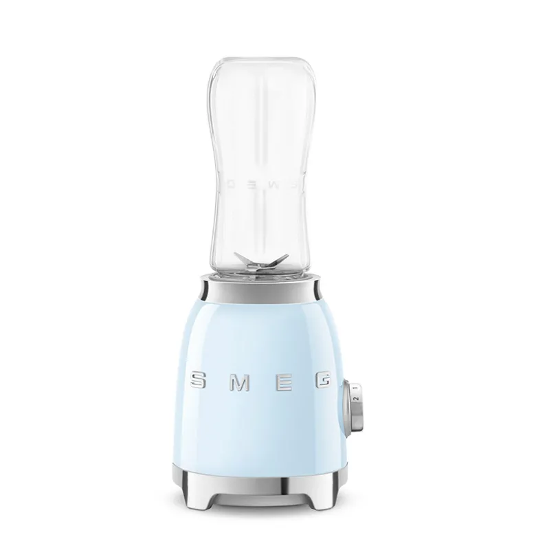 Smeg PBF01PBEU Personal blender pastelblå inkl. 2 stk. flasker af 0,6 liter