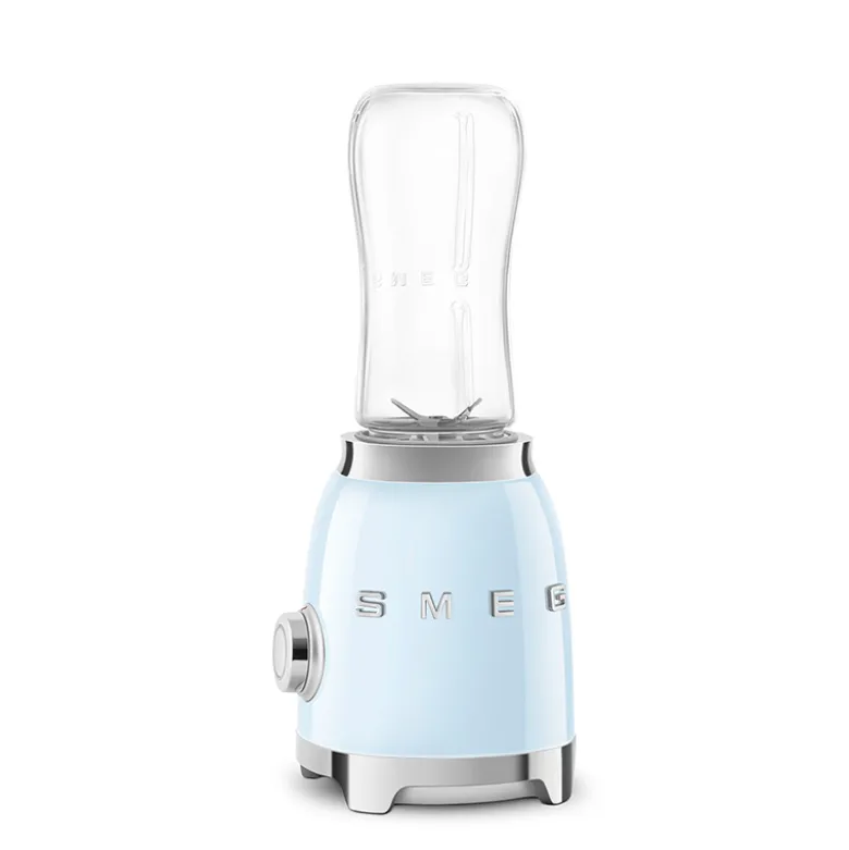 Smeg PBF01PBEU Personal blender pastelblå inkl. 2 stk. flasker af 0,6 liter