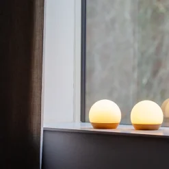 Spring Copenhagen Snowball genopladelig lampe Ø 11 cm