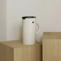 Stelton EM77 elkedel sand 1,5 liter