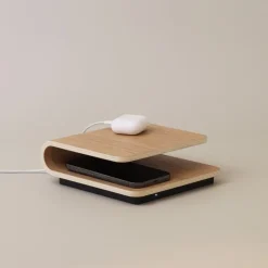 Stelton Ro trådløs oplader egetræ