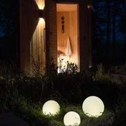 Villa Collection Maane LED lampe m. solar hvid 30x28 cm