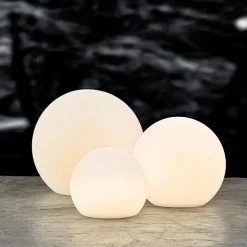 Villa Collection Maane LED lampe m. solar hvid 30x28 cm