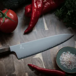Yaxell Hana Gyuto kokkekniv 20 cm