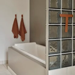 Zone Classic håndklæde terracotta 50x100 cm