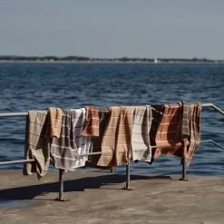 Zone Sauna håndklæde brun/sand/blå 70x140 cm