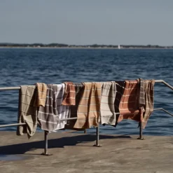 Zone Sauna håndklæde sand/blå/grøn 50x100 cm
